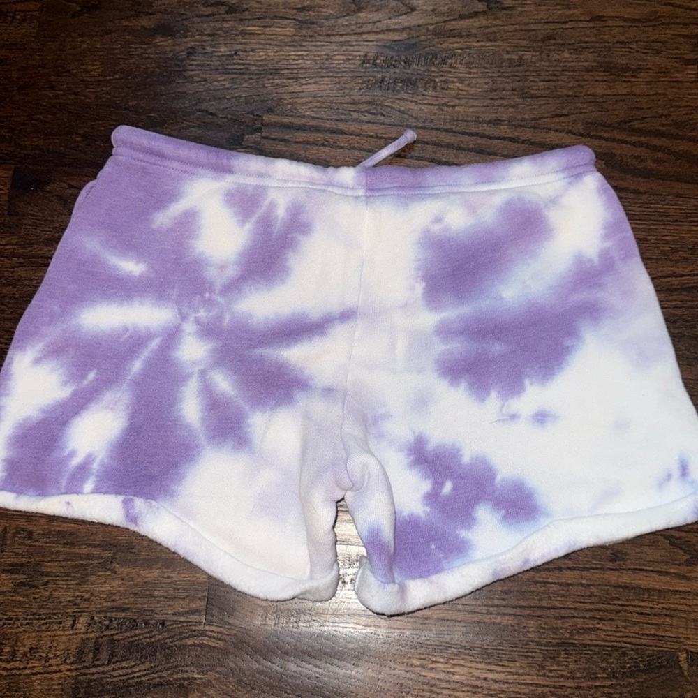 Roller Rabbit Sweat Shorts - Picture 2 of 3
